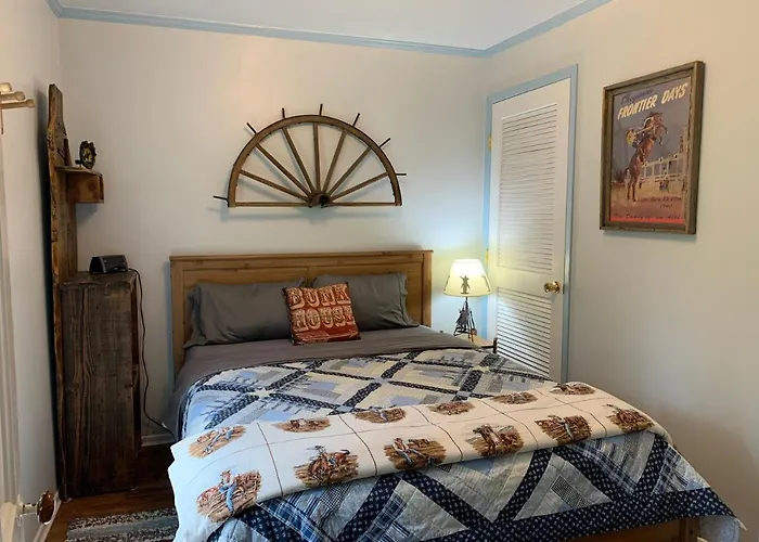 Farm stay Diamond 7 Bar Guest Ranch