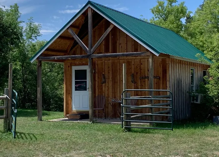 Diamond 7 Bar Guest Ranch * Alva