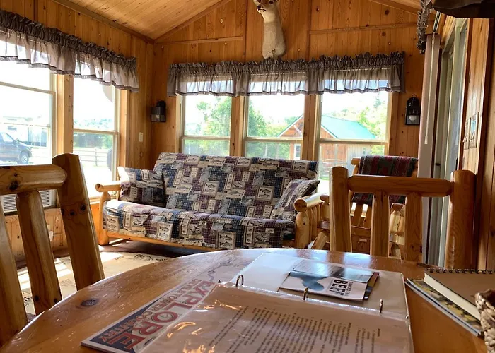 Diamond 7 Bar Guest Ranch Farm stay