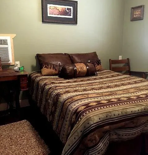 Diamond 7 Bar Guest Ranch Farm stay